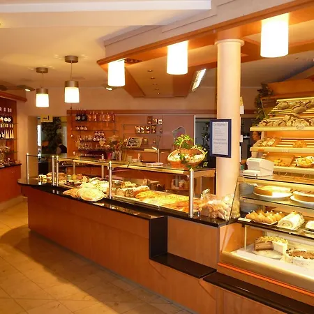 Ferienwohnung Cafe Escher Annweiler am Trifels